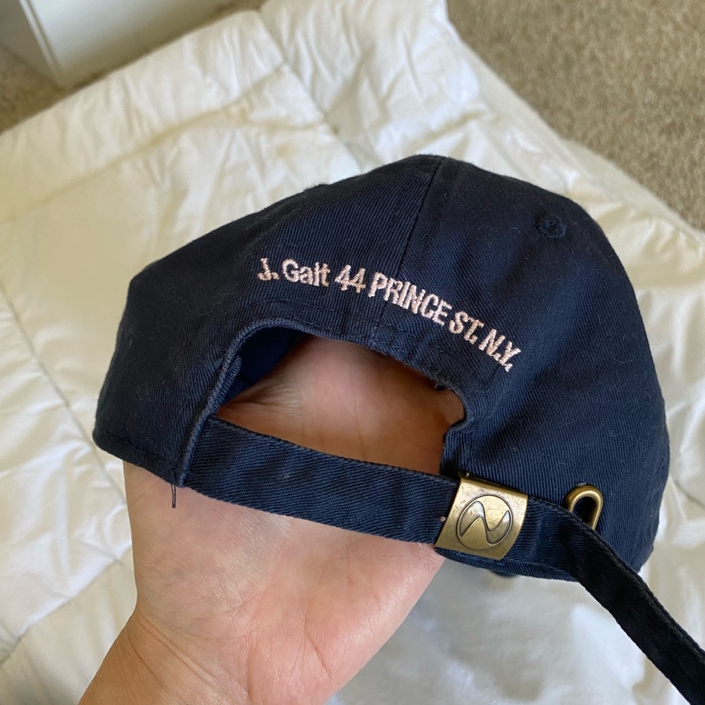 Peachy hat - Picture 2 of 2